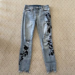BLANK NYC floral embroidered denim!
